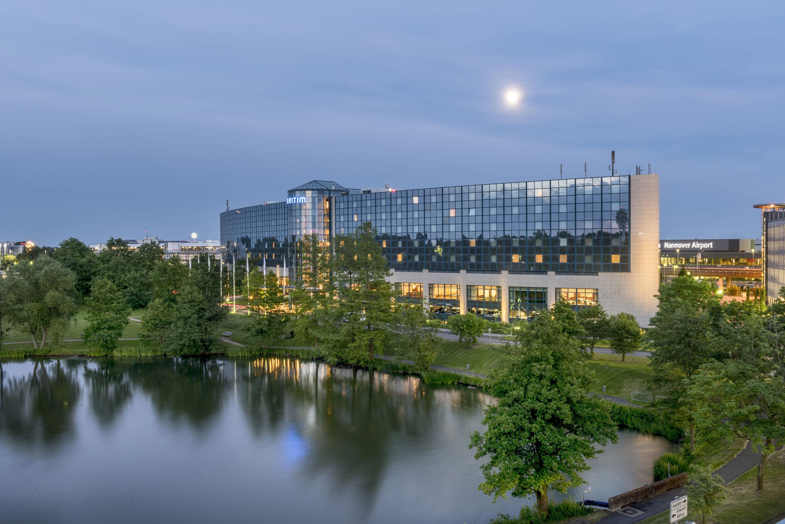 มาริติม แอร์พอร์ต โฮเต็ล ฮันโนเวอร์ Hotel Langenhagen  ภายนอก รูปภาพ