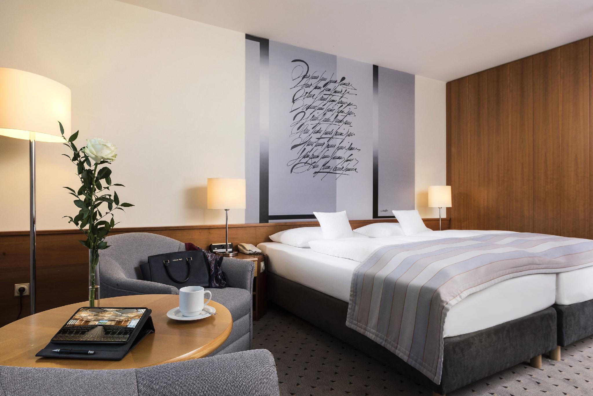 มาริติม แอร์พอร์ต โฮเต็ล ฮันโนเวอร์ Hotel Langenhagen  ภายนอก รูปภาพ