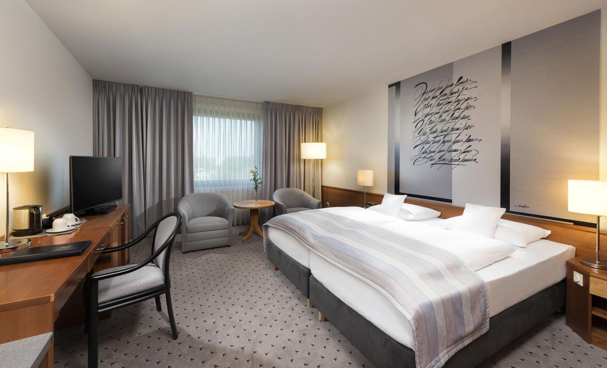 มาริติม แอร์พอร์ต โฮเต็ล ฮันโนเวอร์ Hotel Langenhagen  ภายนอก รูปภาพ