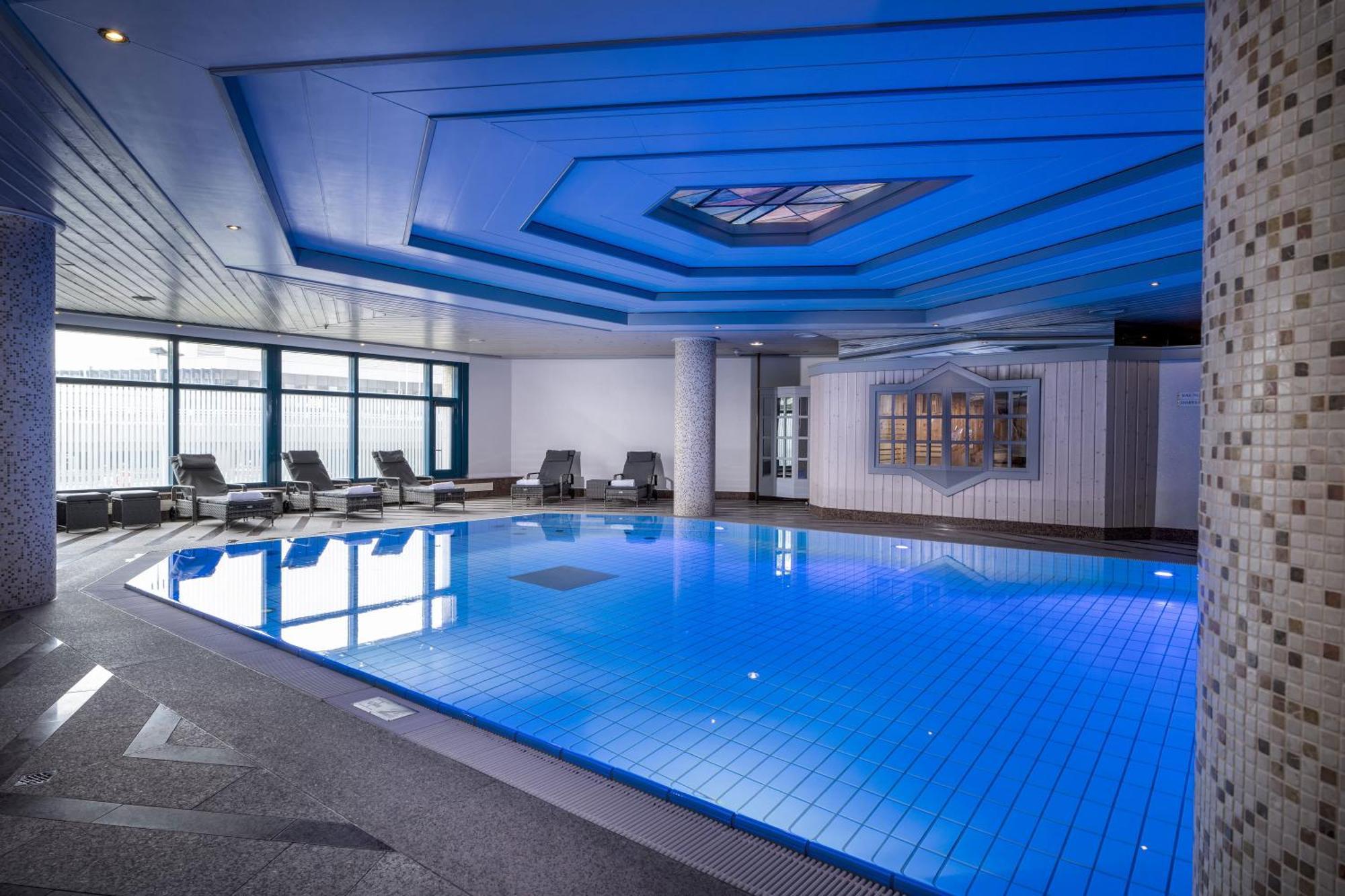 มาริติม แอร์พอร์ต โฮเต็ล ฮันโนเวอร์ Hotel Langenhagen  ภายนอก รูปภาพ